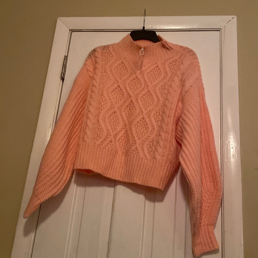 Kaari BluePeach color sweater